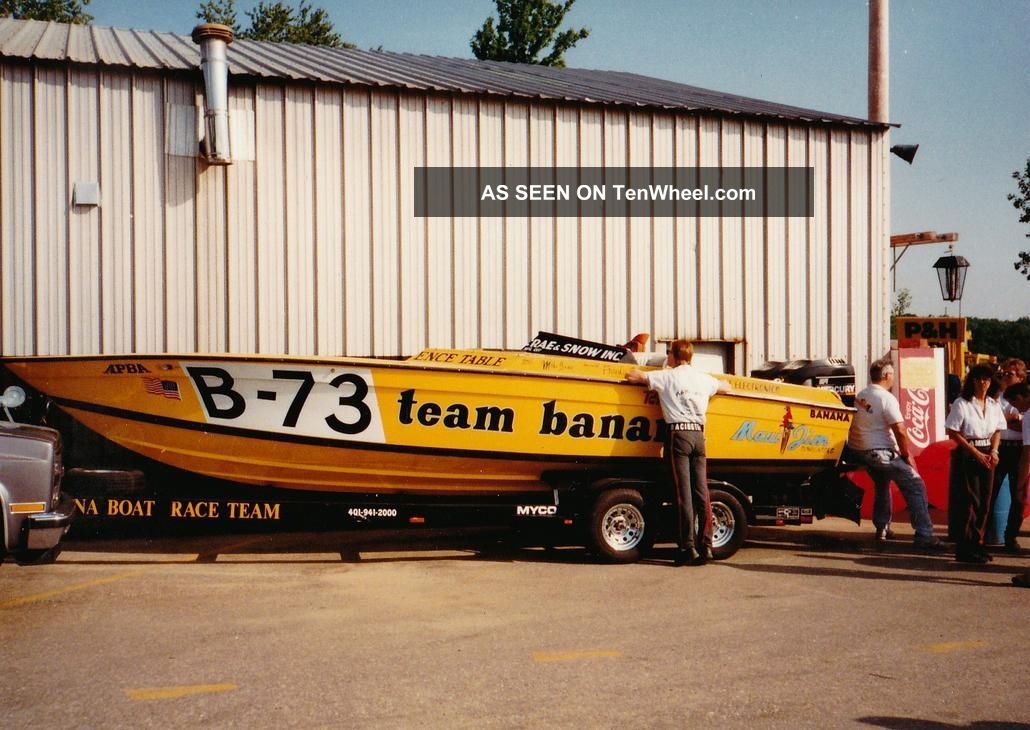 1989 Banana Boat Racer Other Powerboats photo