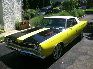 Rare Beauty 1968 Plymouth Gtx Replica Convertible Many Pictures photo