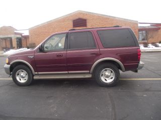 2000 Ford Expedition 5.  4 Liter photo
