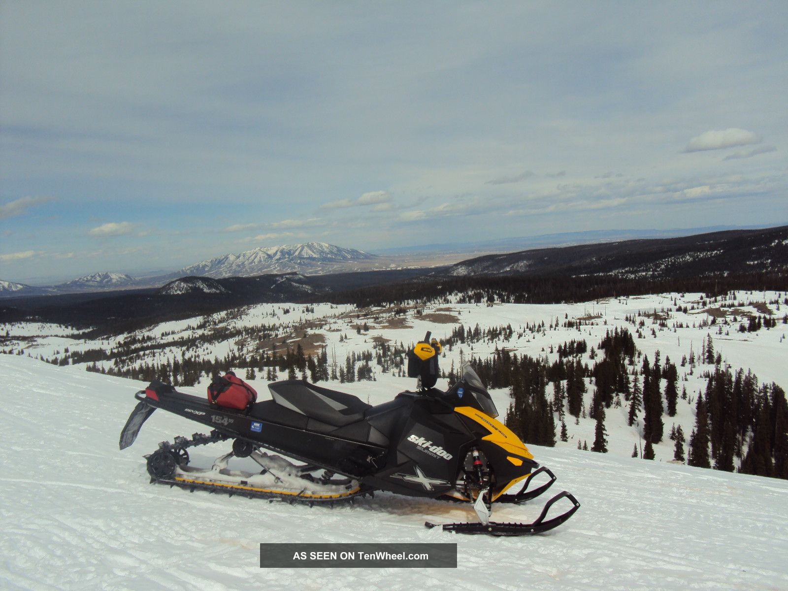 2011 Ski - Doo Summit X 154 E - Tec Ski-Doo photo