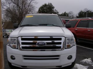 2009 Ford Expedition Xlt Sport Utility 4 - Door 5.  4l photo