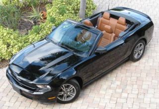 2011 Ford Mustang Premium Convertible 3.  7l / V6, ,  Fully Loaded,  Cond. photo