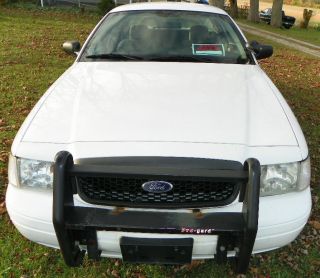 2006 Ford Crown Victoria Police Interceptor - Solid Car photo