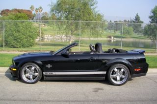 2007 Ford Mustang Shelby Gt500 Convertible 2 - Door 5.  4l photo