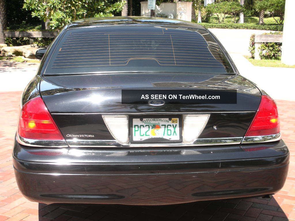2004 Ford crown victoria lx sedan #9