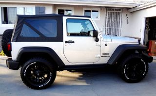 2011 Jeep Wrangler Trail Rated 4wd -, photo