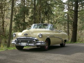 1952 Buick Special Convertible photo