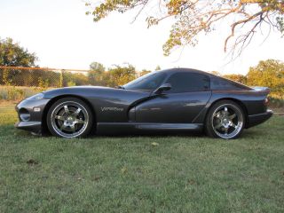 2000 Dodge Viper Gts With 650r Venom Package By Hennessey “one Bad Snake” photo