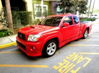 2007 Toyota Tacoma X - Runner Extended Cab Pickup 4 - Door 4.  0l With Bed Cover photo