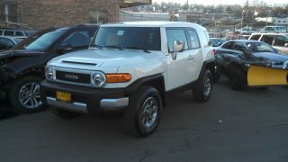 2013 Toyota Fj Cruiser Best Deal On Ebay Stop Buy & Take A Look Today photo