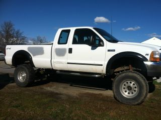 2000 Ford F250 Lifted photo