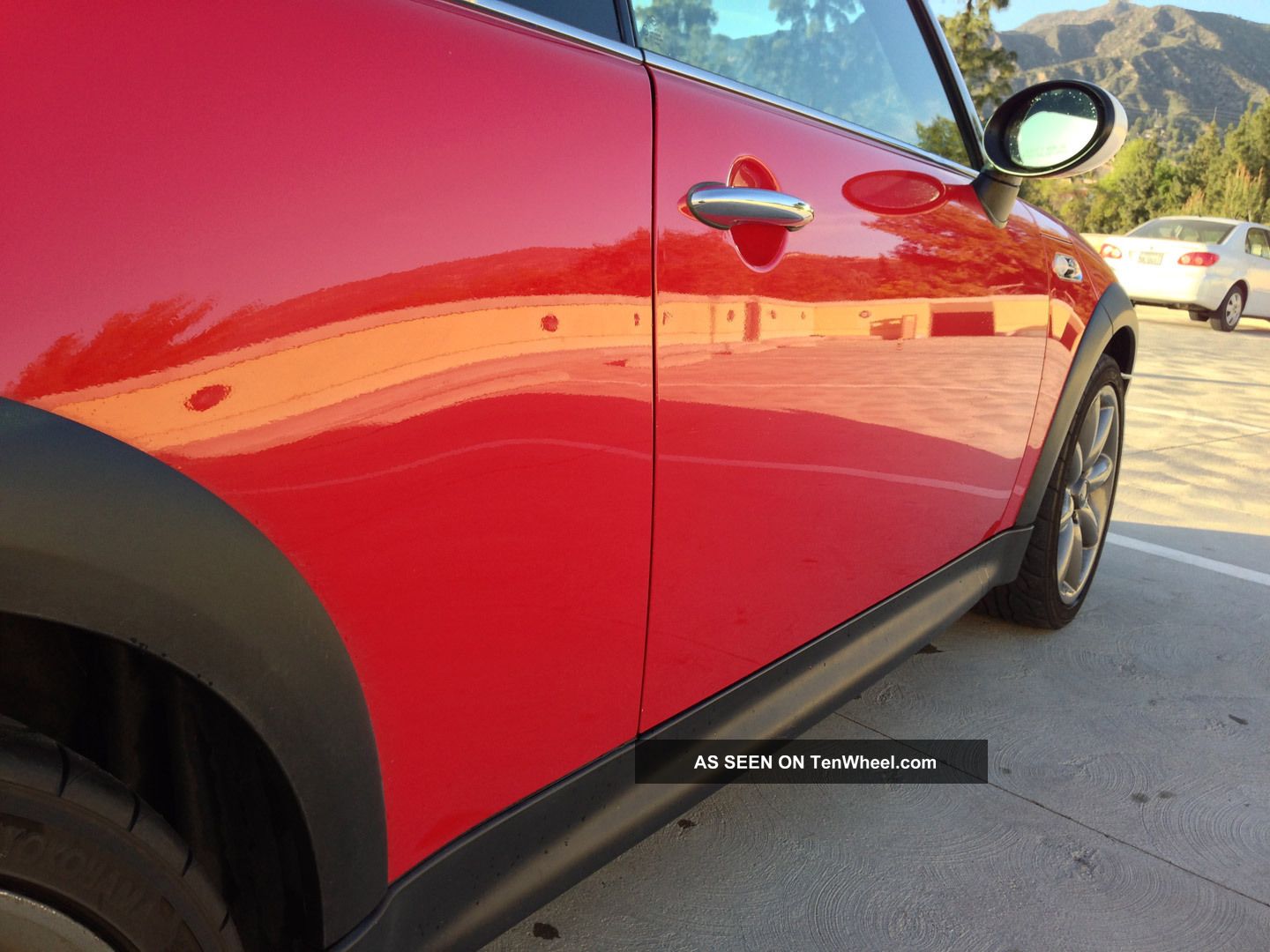 2006 Mini Cooper S - - Supercharged - Chili Red / White - 6speed