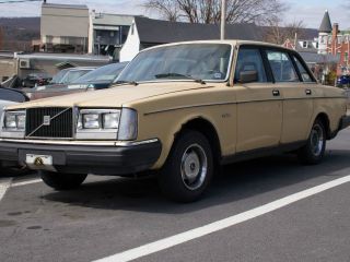 1983 Volvo 240 - Great Project Car photo