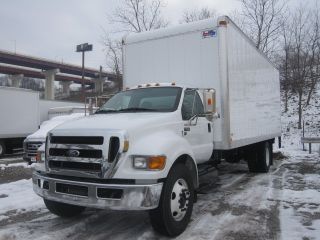 2012 Ford F650 Gas Engine - V10 - 24 ' Aluminum Box Truck With Liftgate photo