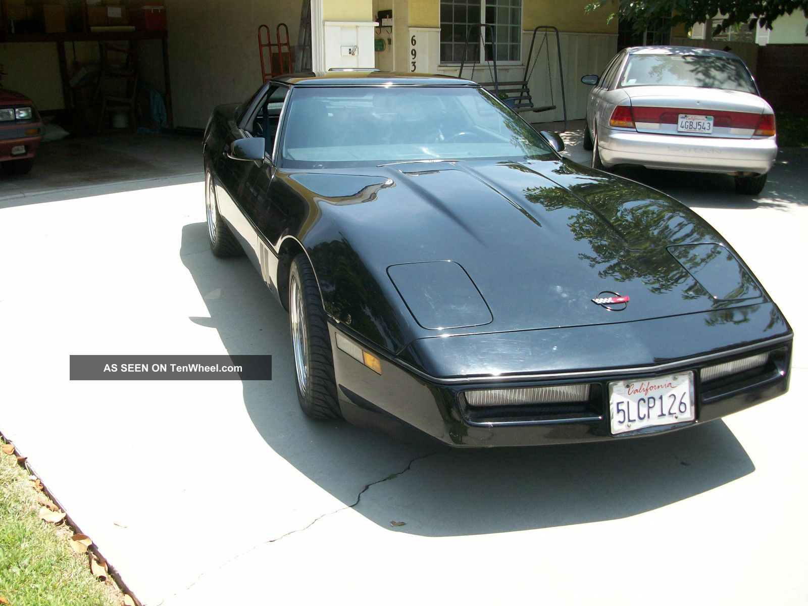 1989 Rare Beauty 30k Invested Matching Numbers All Reciepts Near Show Condition Corvette photo