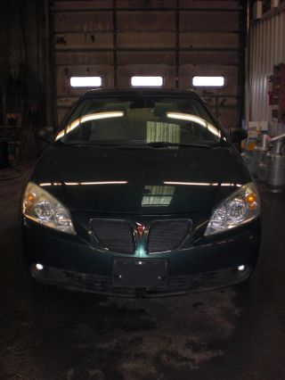2006 Pontiac G6 Gtp With 3.  9 Liter Motor And 6 Speed Standard Transmission photo