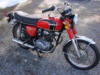 1972 Honda Cb350 Twin Cylinder Motorcycle - Looks & Runs Well - Ride Or Restore photo