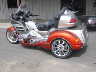 2002 Honda Gold Wing 1800 Roadsmith Trike photo