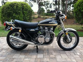 1975 Kawasaki Z1 Motorcycle photo