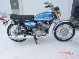 Vintage 1972 Suzuki T250 Hustler Motorcycle photo