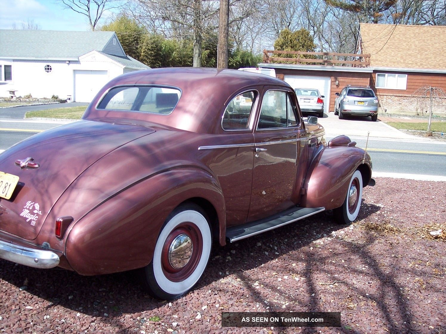 1939 Buick Special / With Back Seat