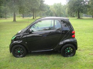 2009 Smart Fortwo Passion Fully Loaded Very Unique 41 Mpg photo