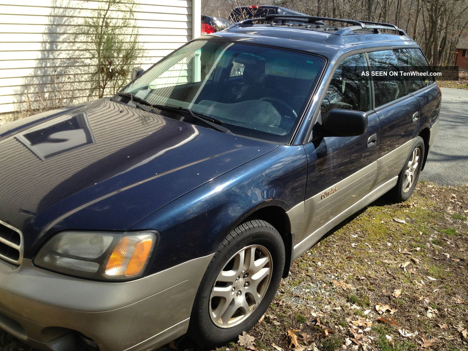 2002 Subaru Outback Legacy Wagon 4 - Door 2.  5l Outback photo