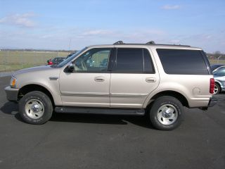 1998 Ford Expedition Xlt Sport Utility 4 - Door 4.  6l photo