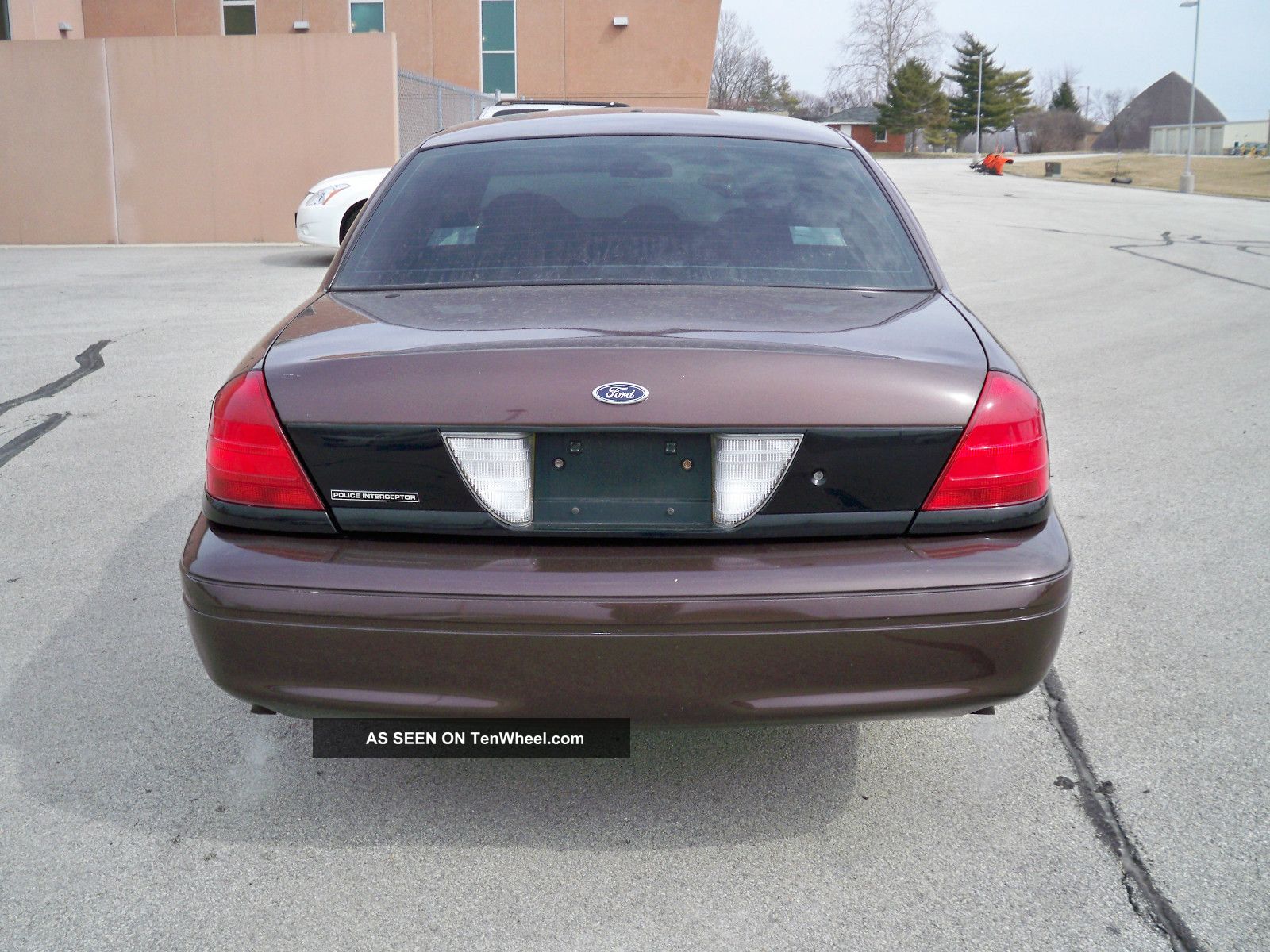 2002 Ford crown victoria police interceptor review #8