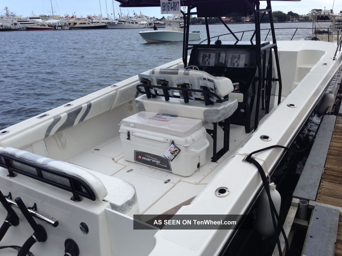 2005 Fountain 38 Center Cnsole Other Powerboats photo