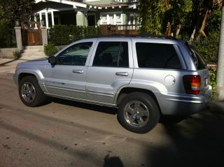 2002 Jeep Grand Cherokee Limited 4.  7l V8 4wd photo