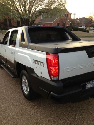 2004 Chevrolet Avalanche Z66 04 Chevy 5.  3l photo