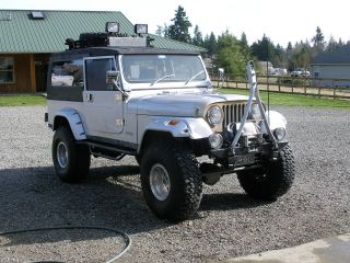 Unique 1984 Alaska Usa Mail Jeep.  Only 152 Made. photo
