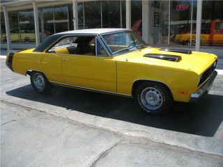 1972 Plymouth Scamp Performance Yellow 340 4 Speed Disc Brakes Recent Resto photo