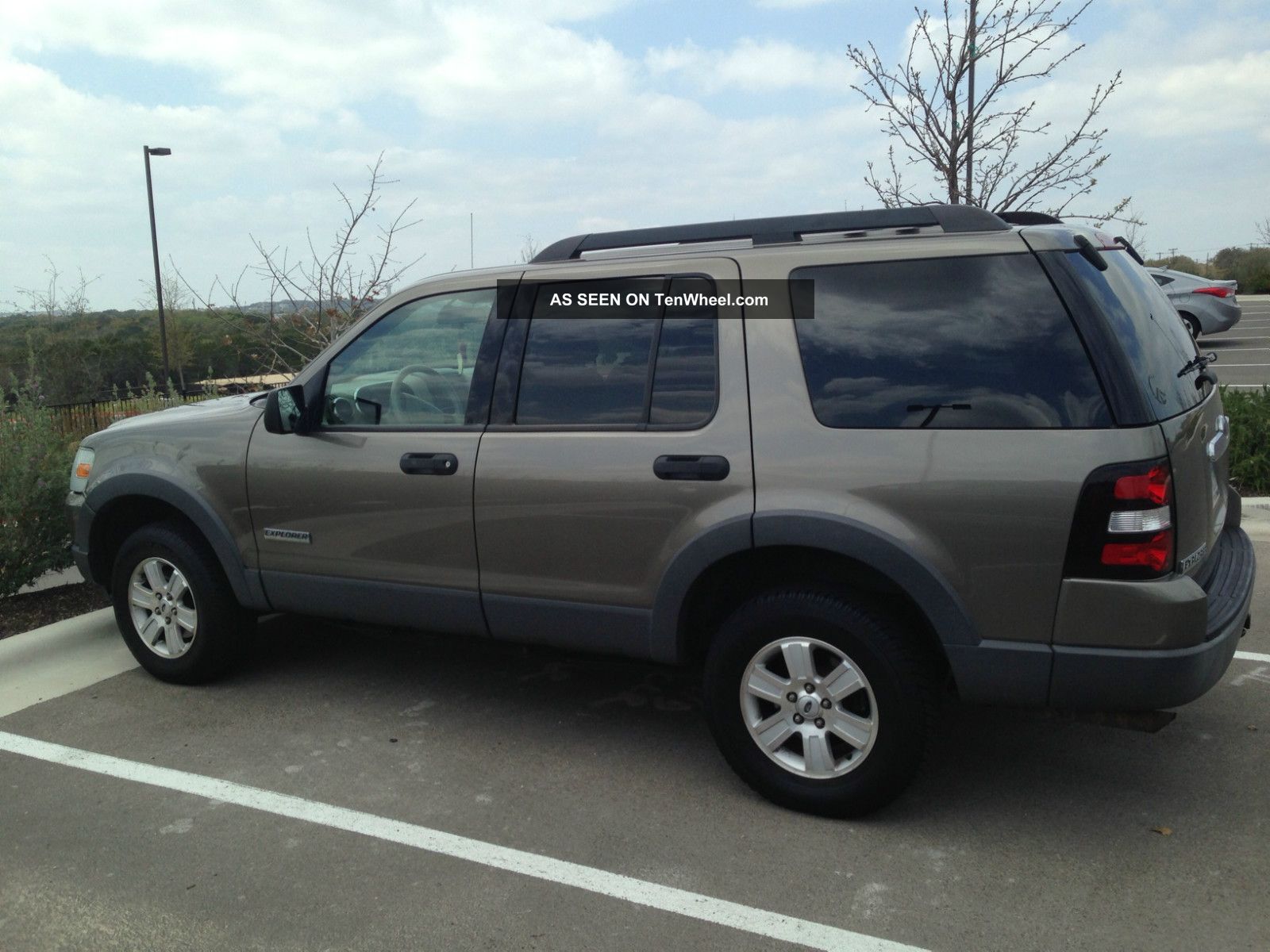 2006 Ford explorer xlt sport utility 4d #5