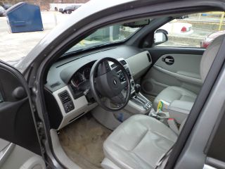 2005 Chevrolet Equinox Lt Sport Utility 4 - Door 3.  4l photo