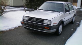 1991 Vw Jetta Gl.  Condition Car 5 - Speed,  Solid,  Drive Anywhere photo