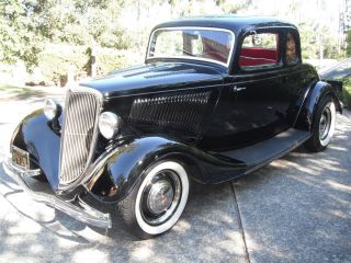 1934 Ford Coupe photo
