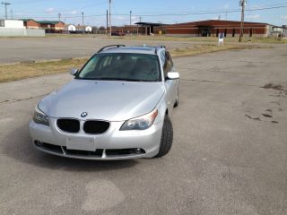 2006 Bmw 530 Xit Wagon.  And Priced To Sell photo