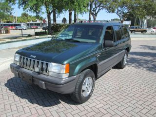 1994 Jeep Grand Cherokee Laredo 4x4 photo