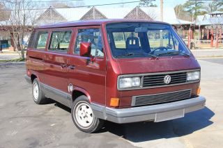 1991 Volkswagen Vanagon Gl Standard Passenger Van 3 - Door 2.  1l photo
