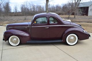 1940 Ford Standard Coupe photo