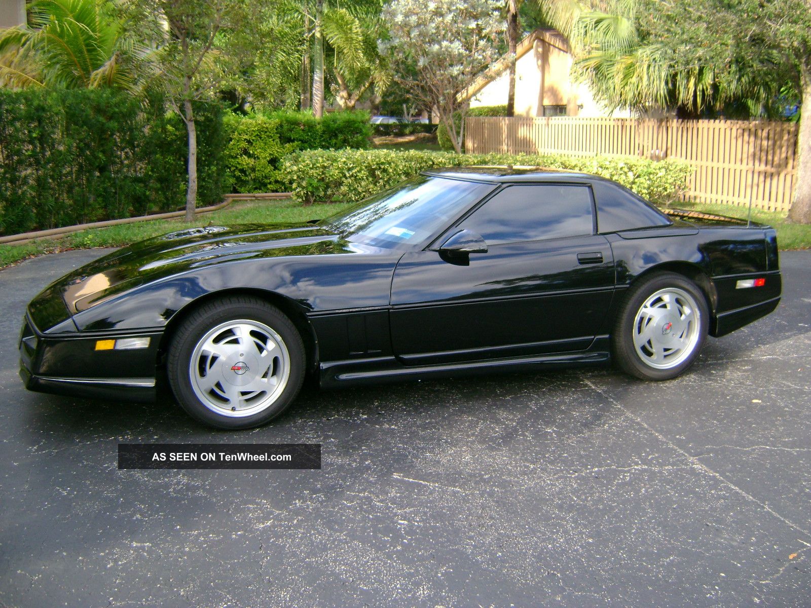 1989 Corv.  Conv.  6 Spd W / Cc2 Hardtop Option Rare 3x Blk.  - 24000 Orig Mi. Corvette photo