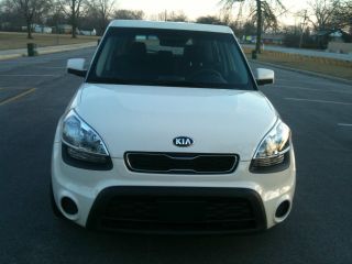 2013 Kia Soul Almost Very Drive Great 6 Speed Manual photo