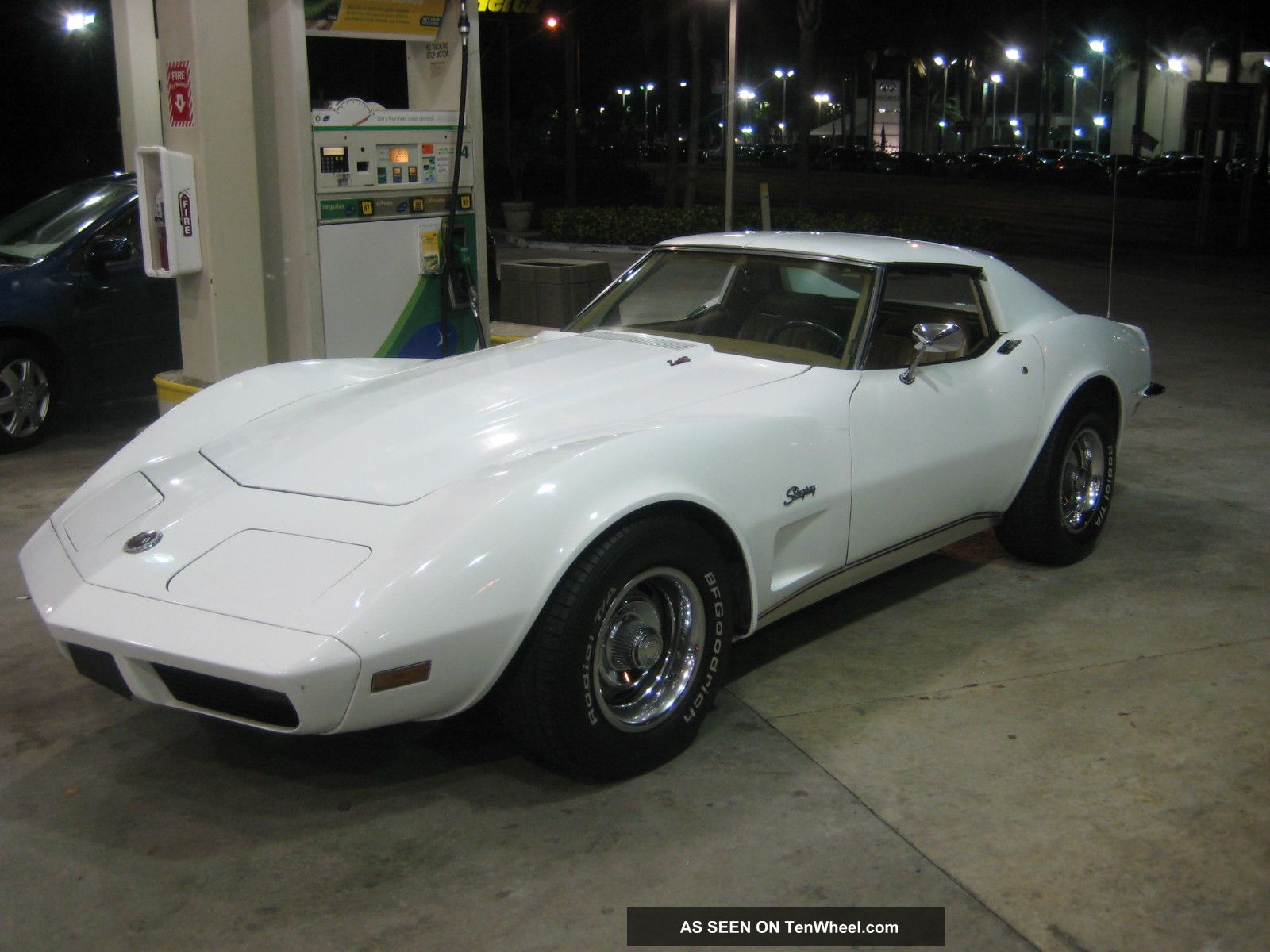 1973 Corvette 4 - Speed ' S Matching Corvette photo
