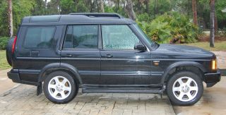2004 Land Rover Discovery Hse Sport Utility 4 - Door 4.  6l photo