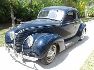 1938 Ford Deluxe Coupe photo