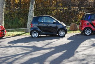 2011 Smart Fortwo Passion Coupe 2 - Door 1.  0l photo