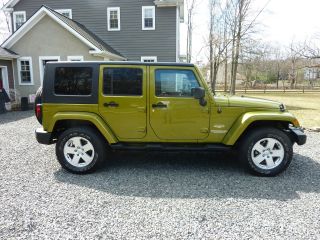 2007 Jeep Wrangler Unlimited Sahara With Hard And Soft Tops photo