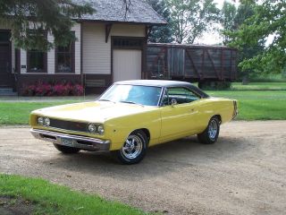 1968 Coronet Rt Clone 383 Magnum photo